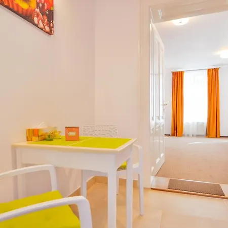 Tipo Apartment
